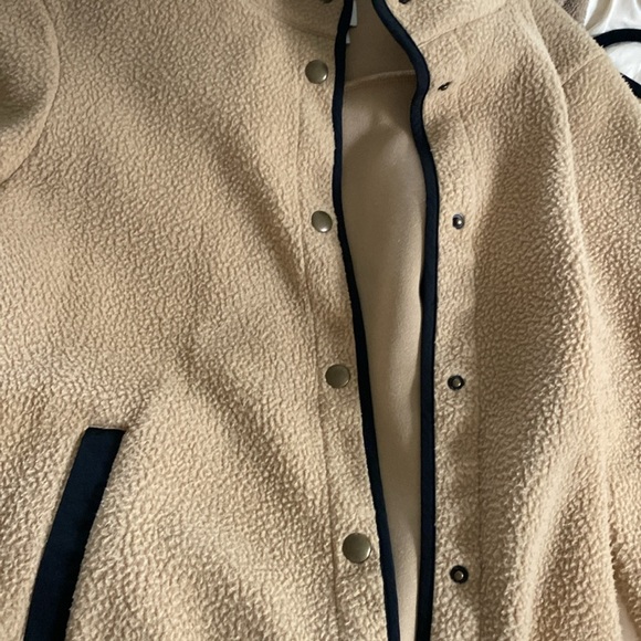 J Crew Piped Sherpa Coat size Large - Picture 4 of 4